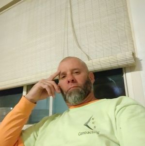 Meet your Posher, Bud